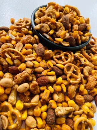 Smoked, BBQ, Honey Roasted & Salted Mix